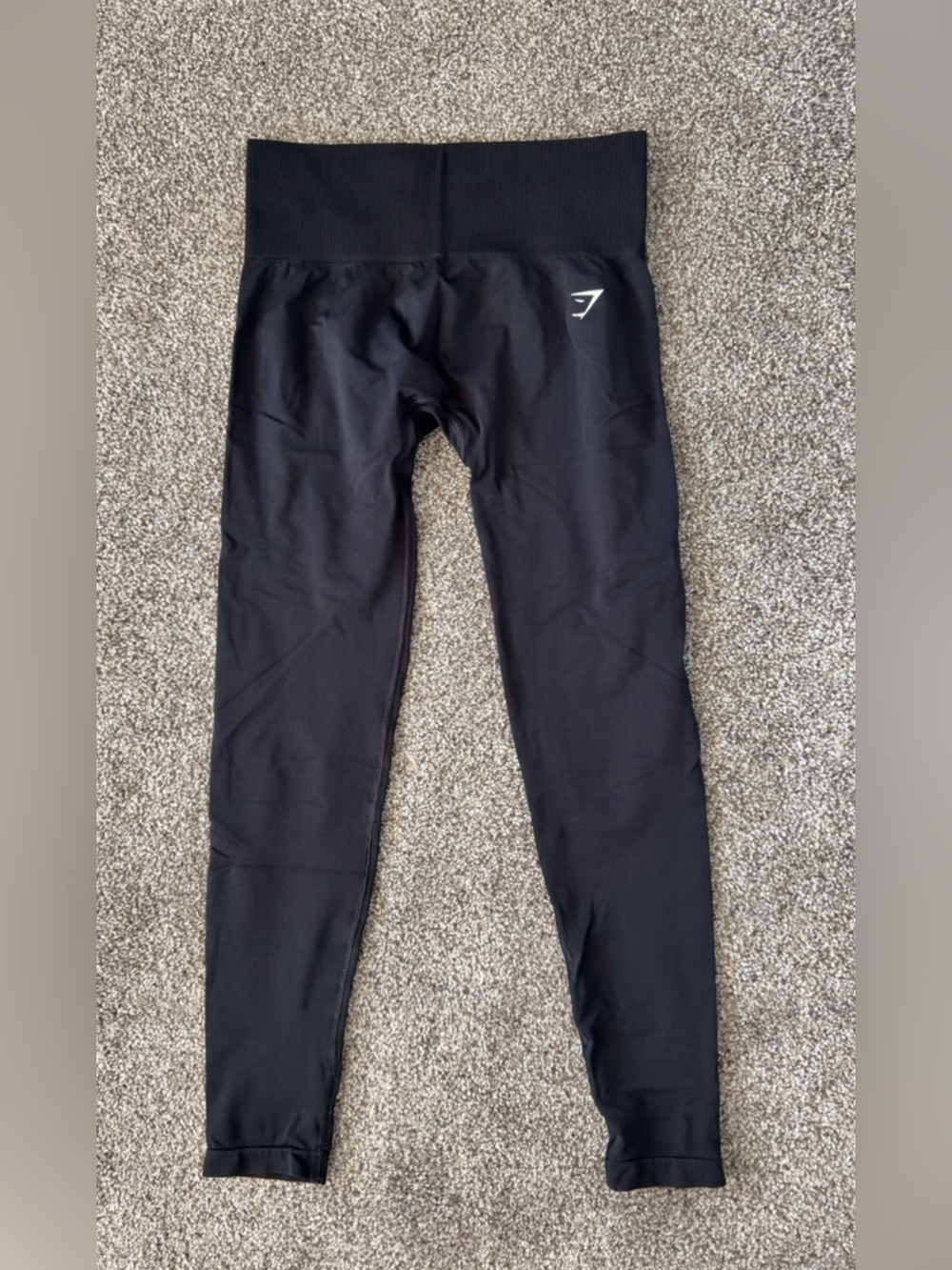 Gymshark womens Black leggings sz small nwot